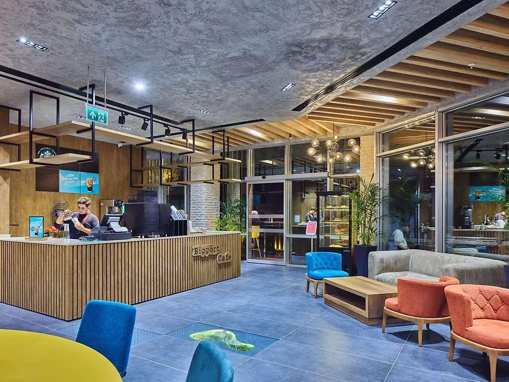 Hotel Ibis Istanbul Airport 0*,